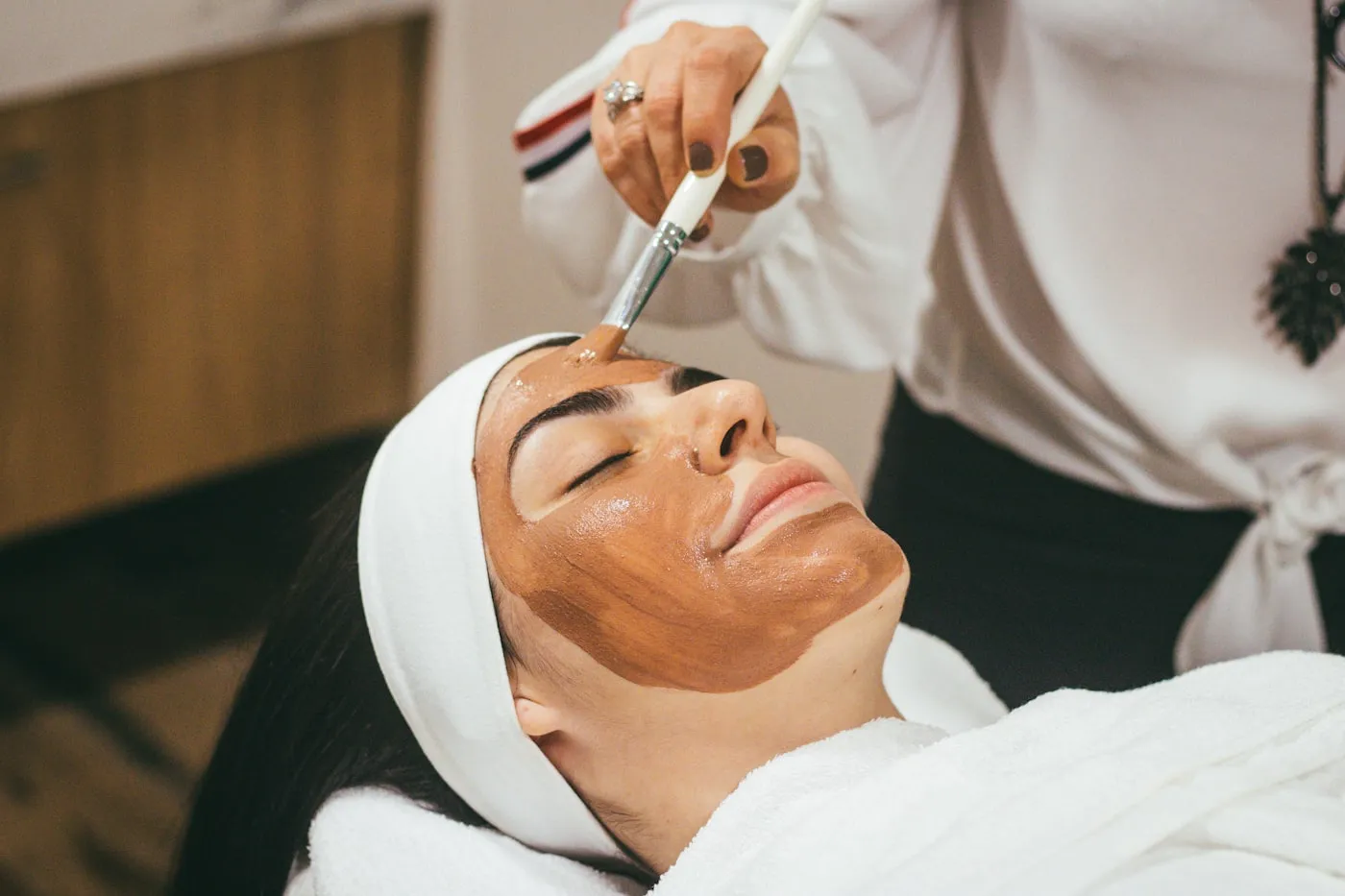 Mascarilla facial en cabina